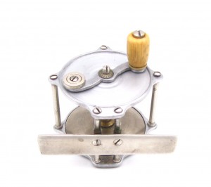 While The Reel Most Resembles The Design Of NY Makers, The Foot Is Held With Screws, Which Is More Typical Of KY Makers