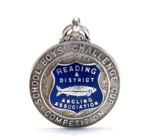 The Reading & District Angling Association Was Founded In 1877. This Sterling Silver And Enamel Angling Competition Medal Is Dated 1936 On The Rear. 